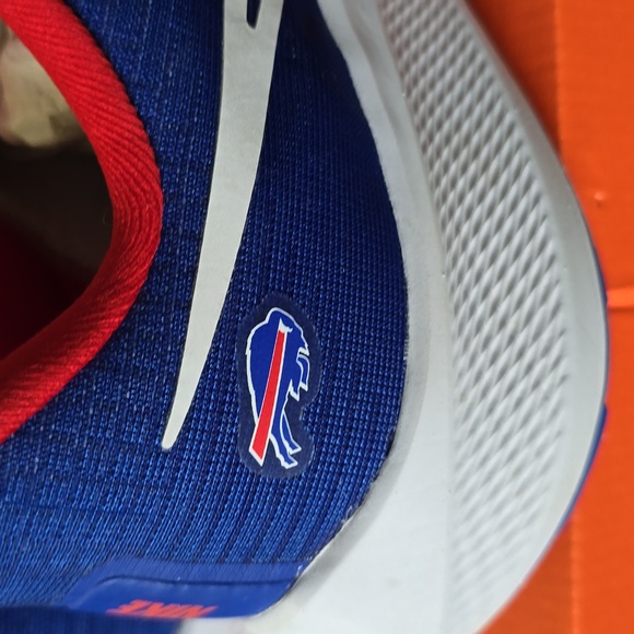 Buffalo Bills NIKE Zoom Pegasus 39 Running Shoe - Picture 7 of 11